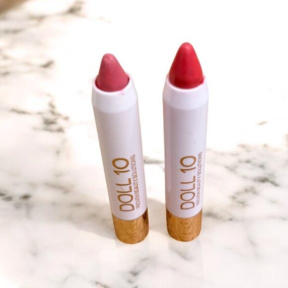 DOLL 10 NEW Lip Crayon Bundle X2 Full Size Be Fearless & No Boundaries Shades - Picture 4 of 5